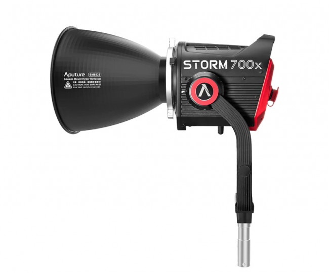 Прожектор Aputure STORM 700x